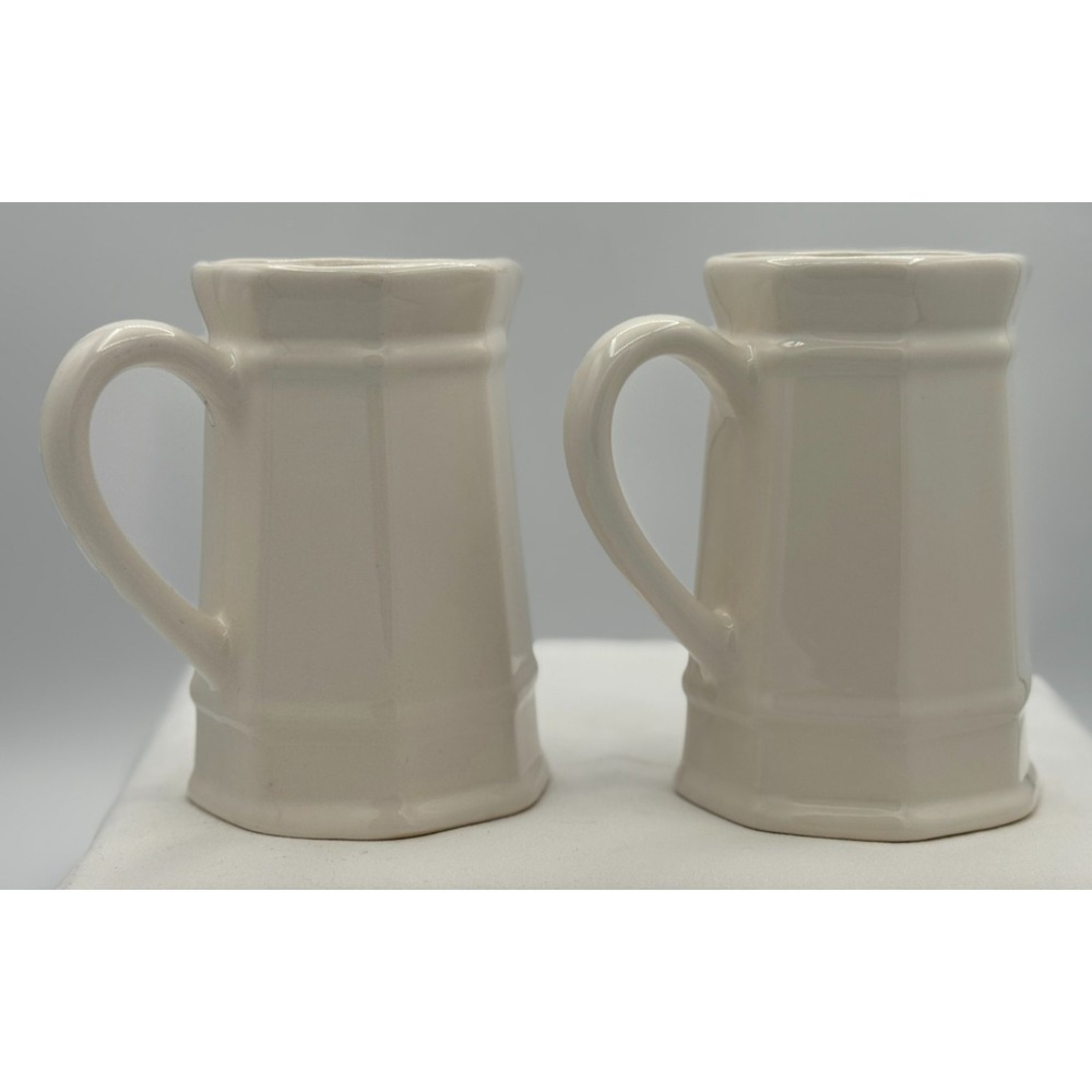 (2) Vintage Pfaltzgraff Heritage Pattern Creamer / Small Pitchers - White - USA